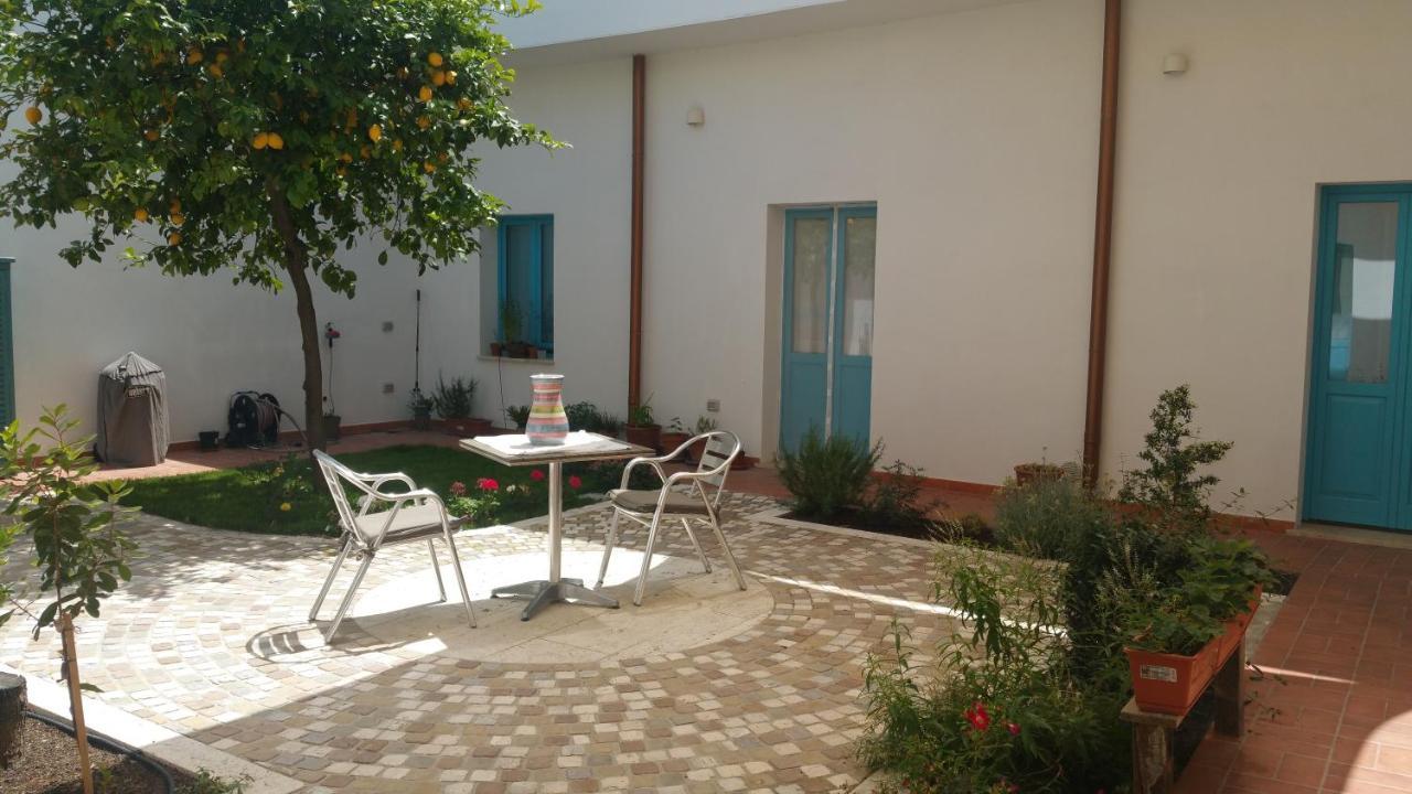 B&B-Le Rondini Monserrato Exterior photo